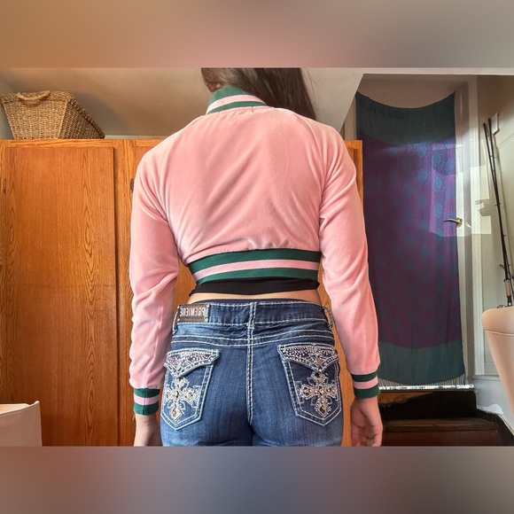 Milfdad cropped long sleeve - Picture 2 of 4